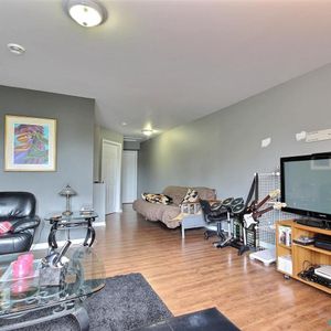 46 Rue Joseph-Galipeau (Gatineau) Très Beau Logement De 2 Cc Dans Quartier Tranquille - Photo 3