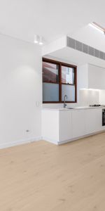 Modern two bedroom unit - 20% below market rent - Photo 4