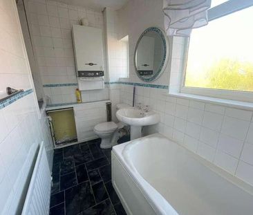 Chichester Road, South Shields, Tyne And Wear, NE33 - Photo 4