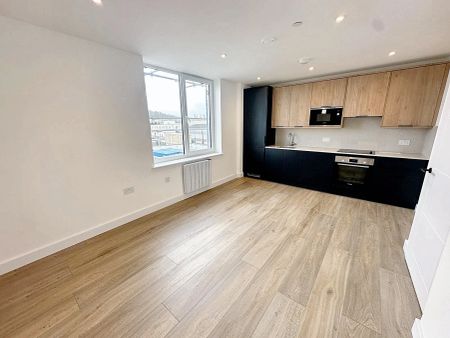 Flat 38, Heather Court, Sidcup, 1 Progressive Close, DA14 5HP - Photo 2