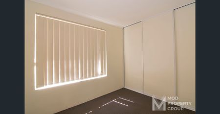 4 X 2 KENWICK VILLA - Photo 5