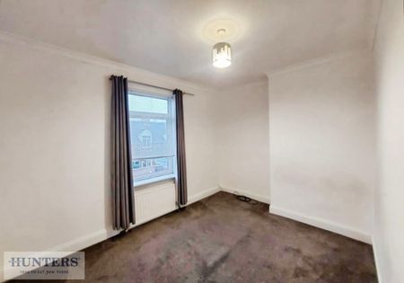 3 bedroom House To Let Total Size: 1131 SQ FT - Photo 4