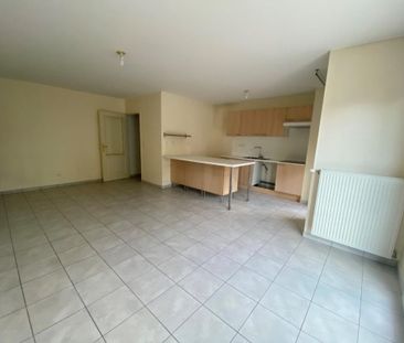 Location Appartement 6 pièces 69m² CHAMBERY 73000 - Photo 6