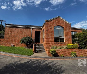 FEELING FRESH IN OLDE BERWICK - Photo 4