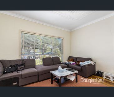 23 Hertford Road, Sunshine, Vic 3020 - Photo 4