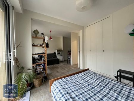 Location Appartement 1 pièce 36m² LAVAL 53000 - Photo 2