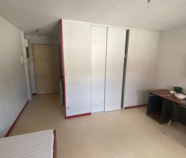 Location Appartement 1 pièce 20m² ROUEN 76000 - Photo 2