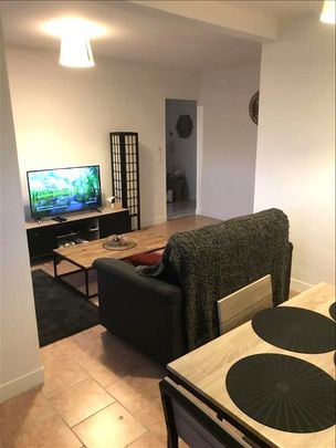 1 pièce - Meublé - 9,59 m² - 11ème étage - Colocation non autorisée - Photo 1