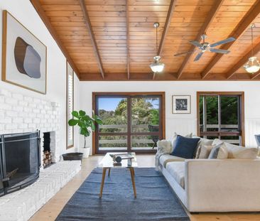 AVAILABLE FROM 23RD DECEMBER FOR A 6 TO 9 MONTH LEASE - Photo 1