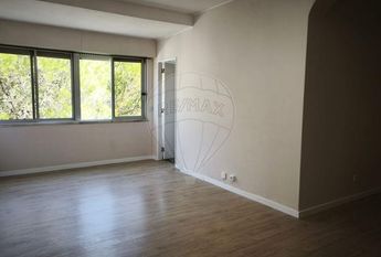 Apartamento T2 em Setúbal