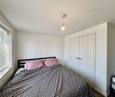 Foxglove Avenue, Bexhill-On-Sea, TN40 2GA - Photo 1