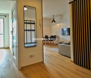 Nowoczesne mieszkanie z tarasem i garażem - Photo 1