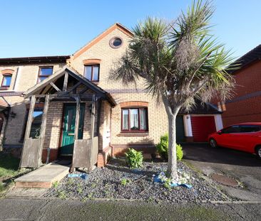 3 bedroom semi-detached house to rent - Photo 1
