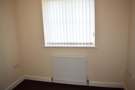 3 bedroom detached house to rent - Photo 3