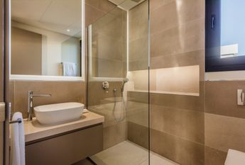 Estepona, Andalusia 29649