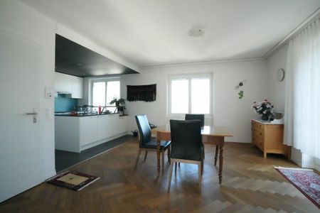 Gepflegte 2.5-ZWG mit schönem Weitblick - Photo 5