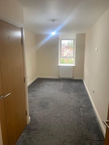 1 Bed Flat, Bradfield Road, S6 - Photo 4