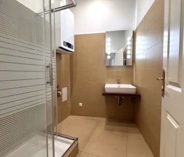 Provisionsfrei: Schöner 45m² Altbau mit Einbauküche in Ruhelage - 1... - Photo 3