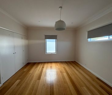 THREE BEDROOM TOWNHOUSE WITH STUDY - Photo 6