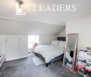 3 bedroom terraced to rent Cotterells - Photo 5