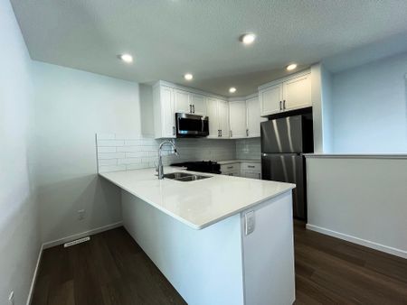 Special Incentive. New Garden Suite Living In The Orchards | Pet Friendly & Private - Photo 4