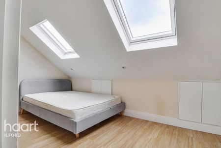 4 bedroom terraced house to rent - Photo 3