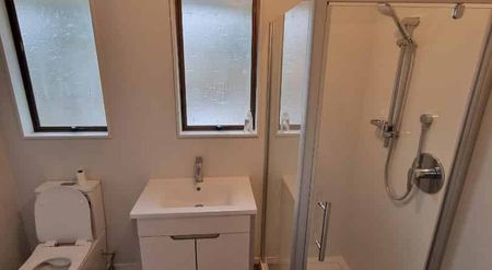 12 Lichfield Place - Photo 3