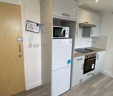 1 bedroom flat to rent - Photo 2