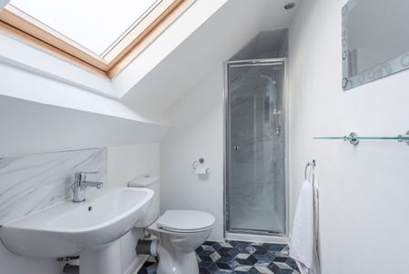 Evelyn Crescent , Burton Stone Lane - P10794 - Photo 4