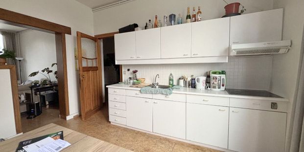 Appartement te huur in Sint-Kruis voor € 830 met 2 slaapkamers - Foto 1