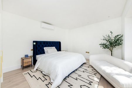 4 bedroom terraced house to rent - Photo 5