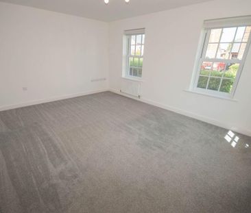 3 bedroom semi-detached house to rent - Photo 2