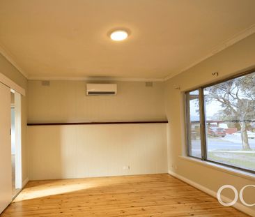 Open the Door to Versatile Family Living - Photo 1
