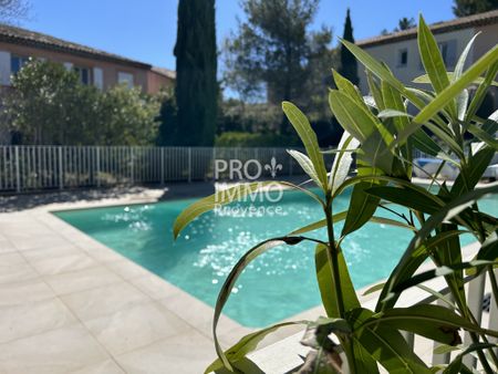 Location Maison 4 pièces 83m² MALLEMORT 13370 - Photo 3