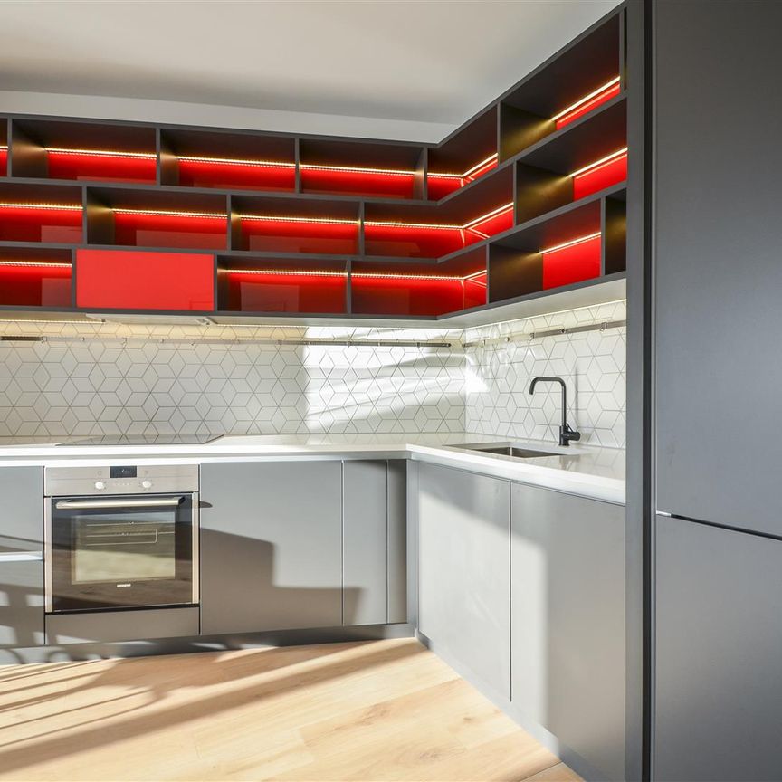 Modena House, London City Island, London, E14 - Photo 1