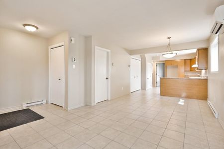 Appartement à louer - Laval (Chomedey) (Carrefour Saint-Martin) - Photo 4