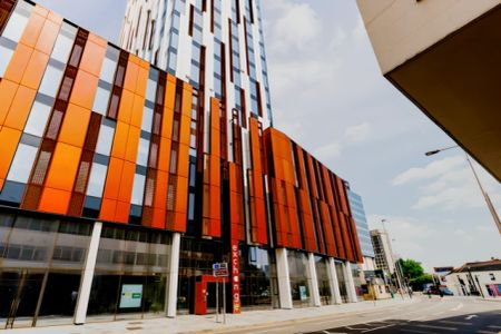 Gold En Suite (High Floors) - Photo 4