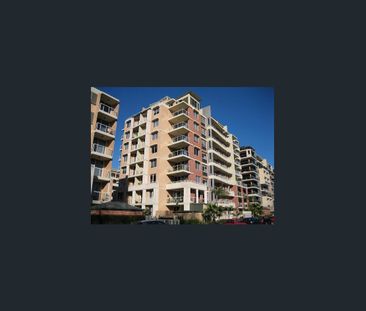 North West facing apartment with a park view - Photo 6