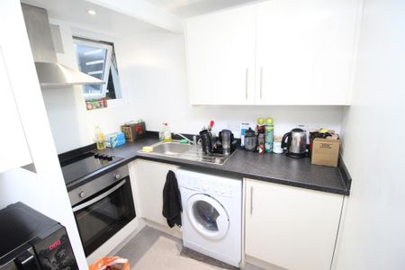 1 bedroom flat to rent - Photo 5