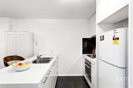 1602/241 City Road - Photo 4