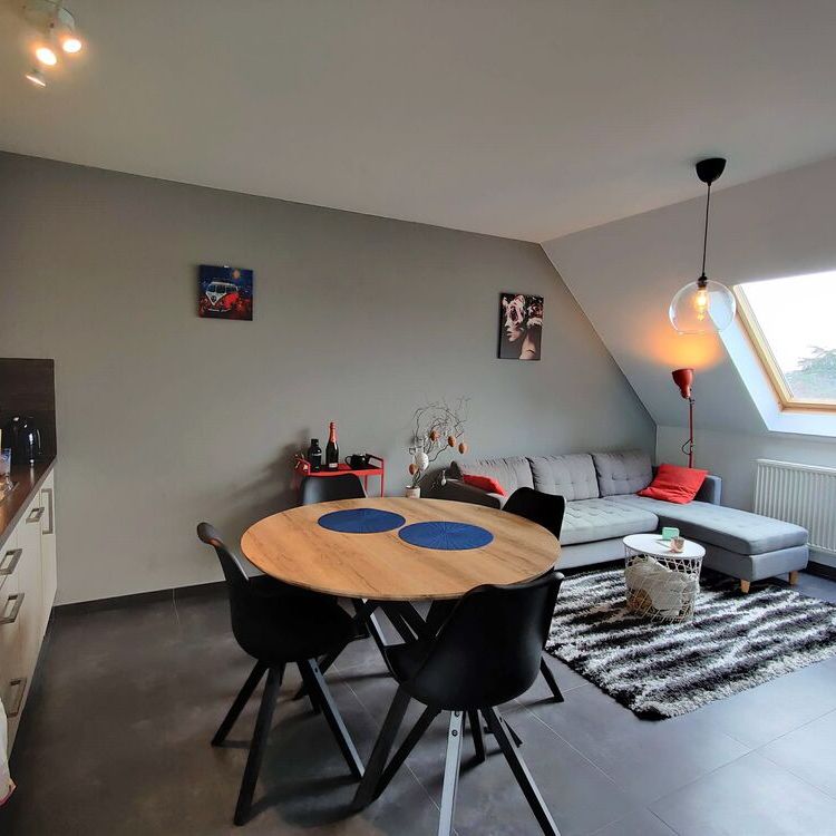 Gezellig appartement met 1 slaapkamer, fietsberging en autostaanplaats. - Photo 1