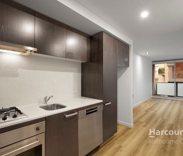 Fresh Interior in Sought after Tribeca! - Photo 1
