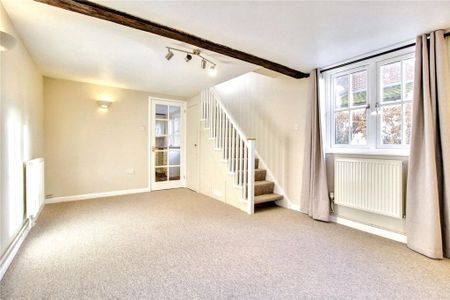2 bedroom semi-detached house to rent - Photo 2
