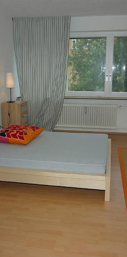 Großzügige Wohnung in zentrale Lage - Photo 1