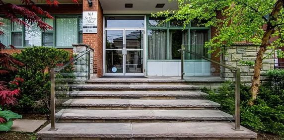 1 Bedroom Suite Steps from U of T - Photo 2