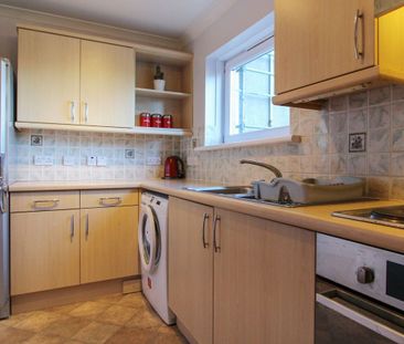 2 Bedroom - Photo 6