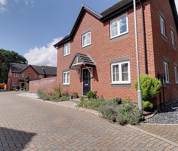 Manor Grove, Stafford - Photo 6