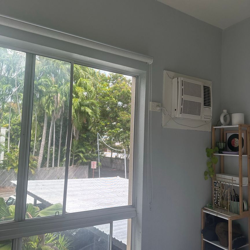 Nightcliff - Photo 1