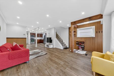 For Lease - 357 Pompano Court, Oshawa, Ontario - Photo 2