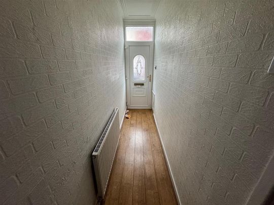 2 bedroom terraced house to rent - Photo 1